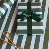 PREMIUM GREEN PAINTED STRIPE WRAPPING PAPER