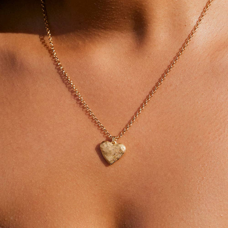 PHILIA GOLD HEART NECKLACE