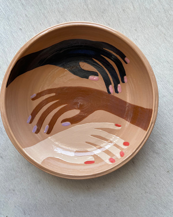 HANDS ON BOWL