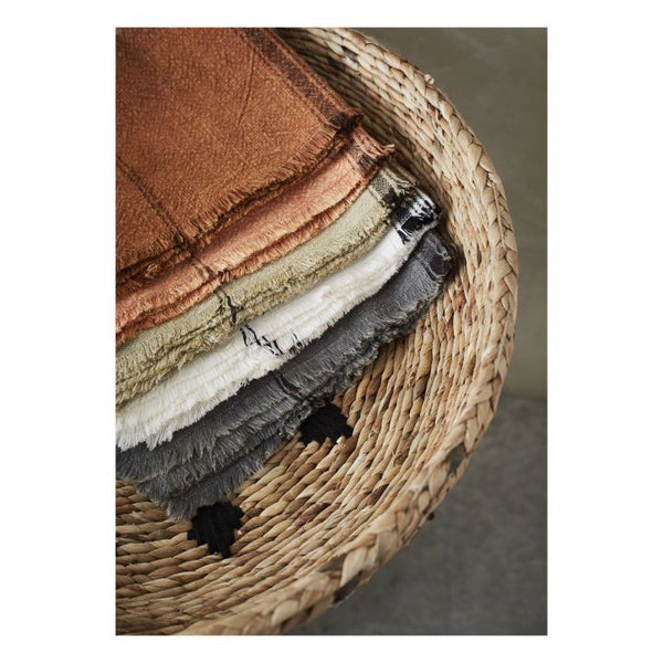 STONEWASH TEA TOWEL W/FRINGES - RUSSETT